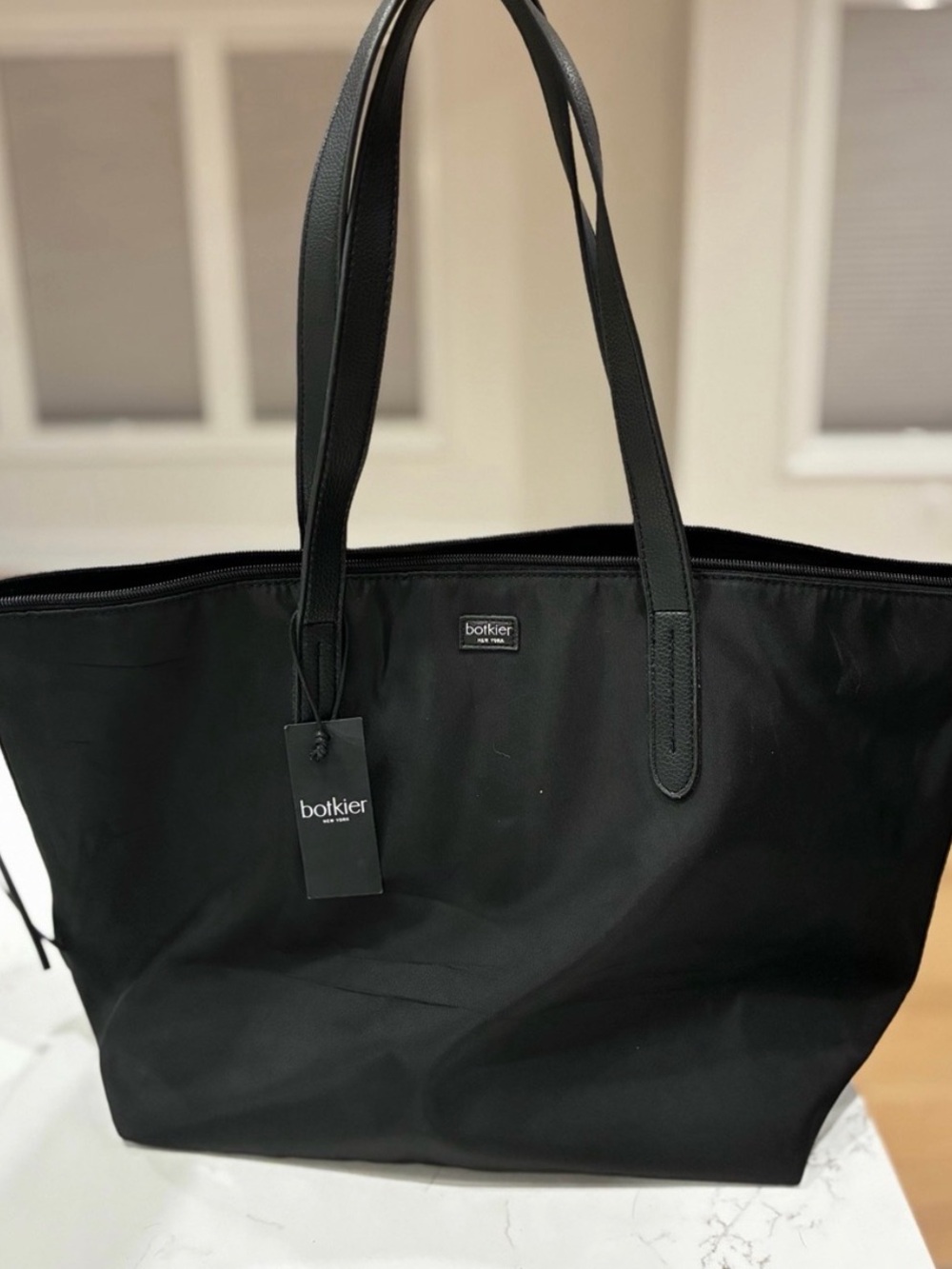 NWT Botkier New York Large Black Nylon Expandable Tote Bag Leather Trim - Picture 3 of 7